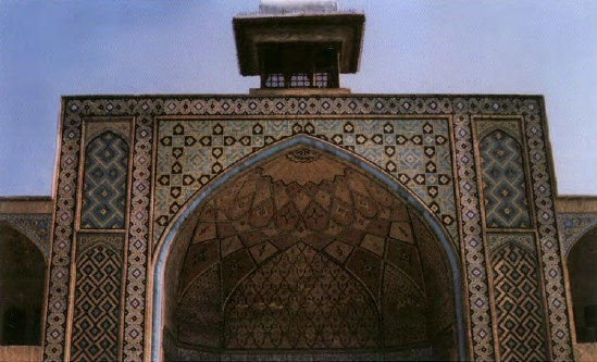 مسجد نبی قزوین دوره صفویه ترکیب دور قوس آجری